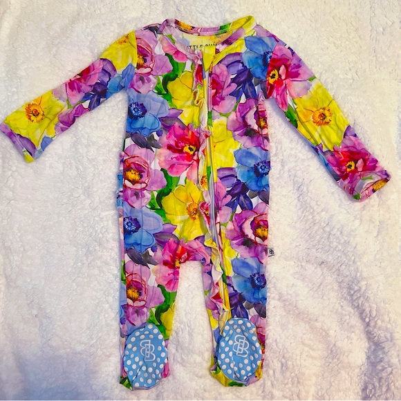 NWOT Little Bum Bums Look Hues Talking Footie 9-12 months - Picture 2 of 7